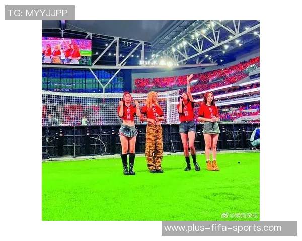 天下足球魅力无穷吸引全球球迷共同见证精彩赛事与激情瞬间 天下足球魅力无穷吸引全球球迷共同见证精彩赛事与激情瞬间